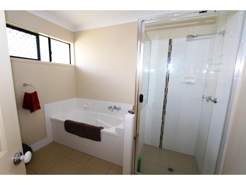 13 Chanel Court, Wulkuraka QLD 4305