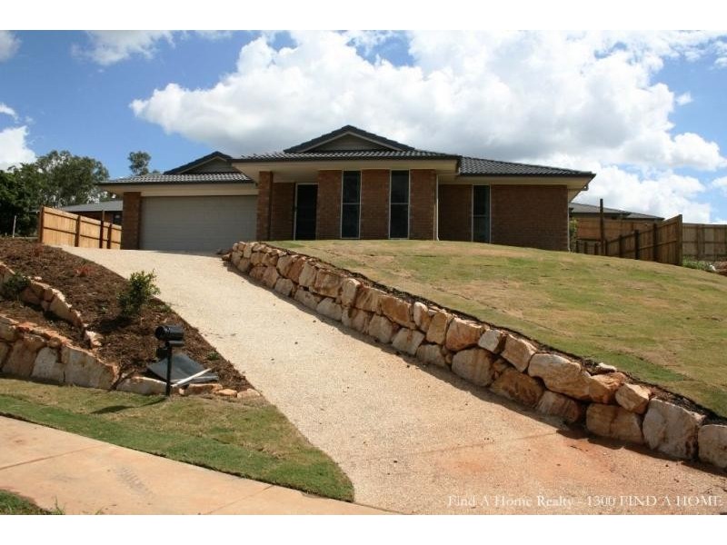 13 Armani Avenue, Wulkuraka QLD 4305