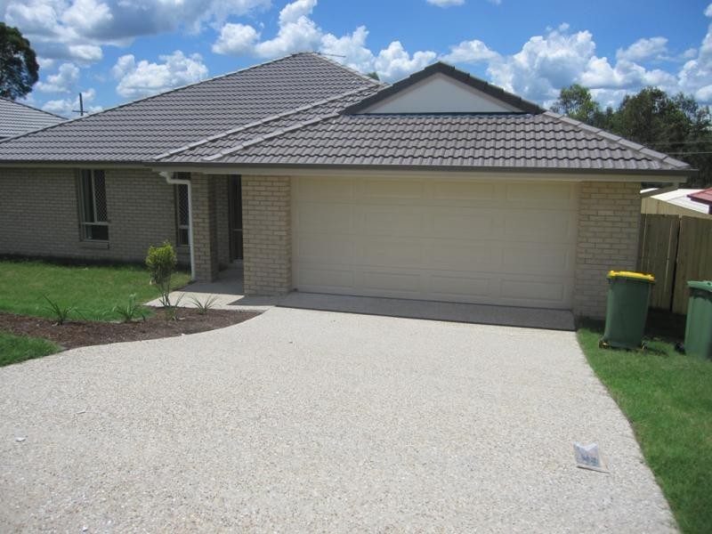 3 Chanel Court, Wulkuraka QLD 4305