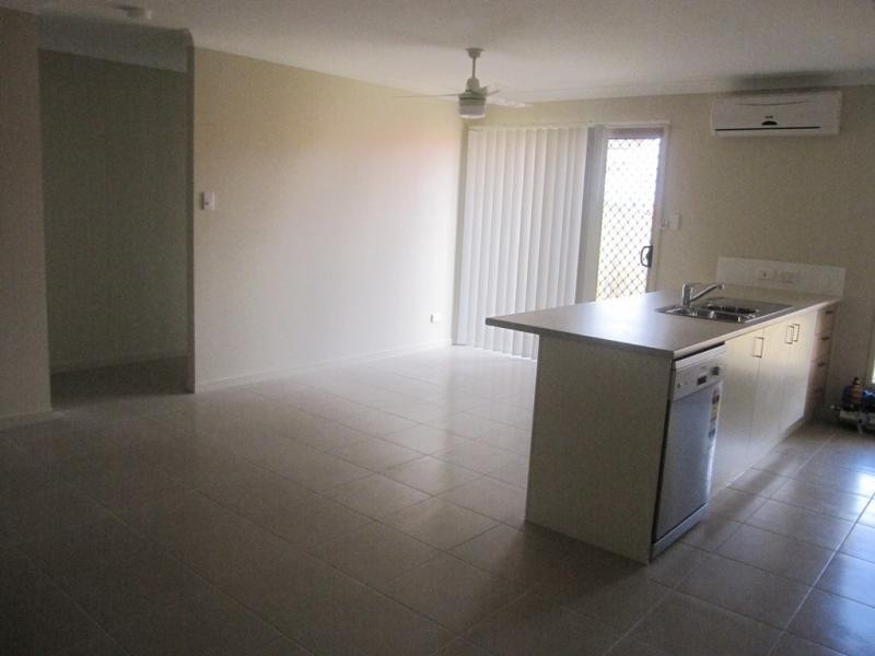 3 Chanel Court, Wulkuraka QLD 4305