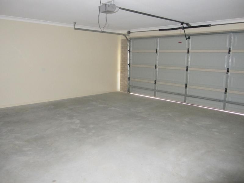 3 Chanel Court, Wulkuraka QLD 4305
