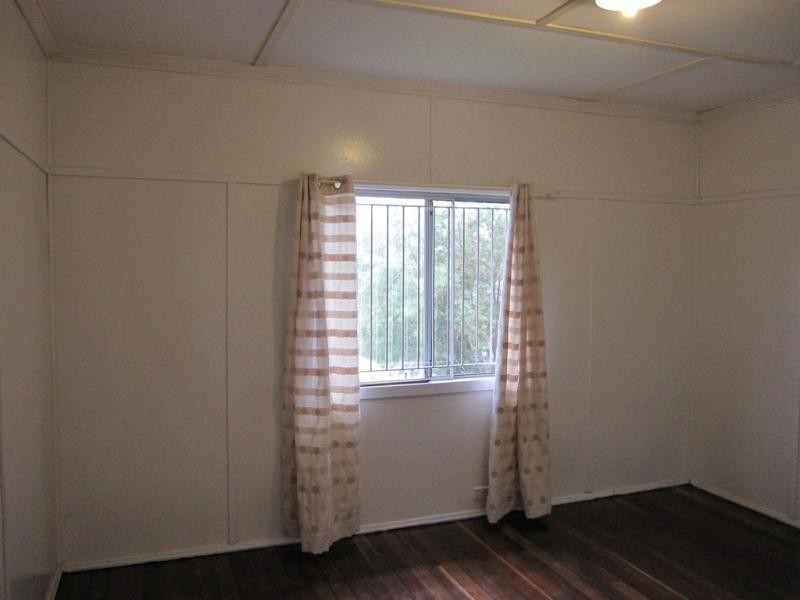 13 Rex Street EASTERN HEIGHTS 4305, Eastern Heights QLD 4305