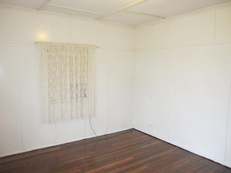 13 Rex Street EASTERN HEIGHTS 4305, Eastern Heights QLD 4305
