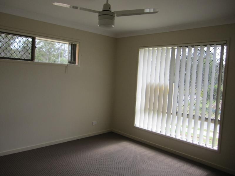 13 Weymouth Street, Bundamba QLD 4304