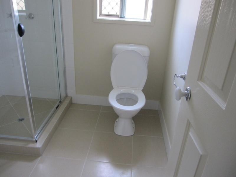 13 Weymouth Street, Bundamba QLD 4304