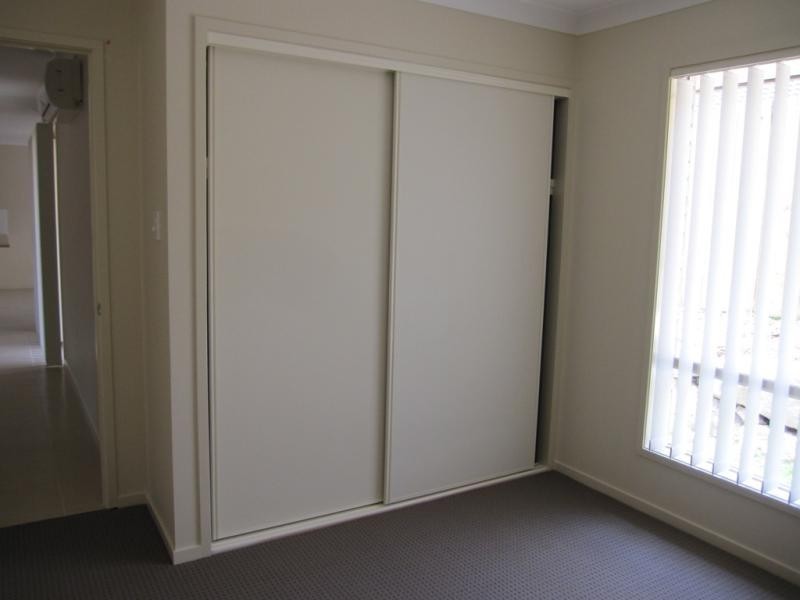 13 Weymouth Street, Bundamba QLD 4304