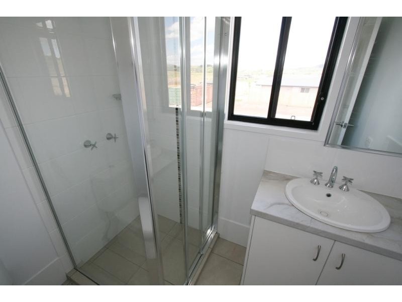 31 Sandpiper Drive, Lowood QLD 4311