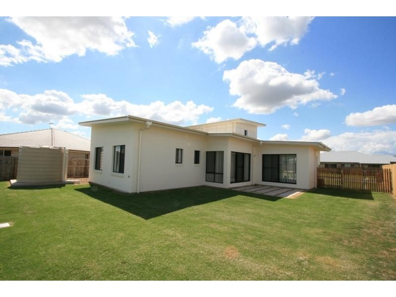 31 Sandpiper Drive, Lowood QLD 4311