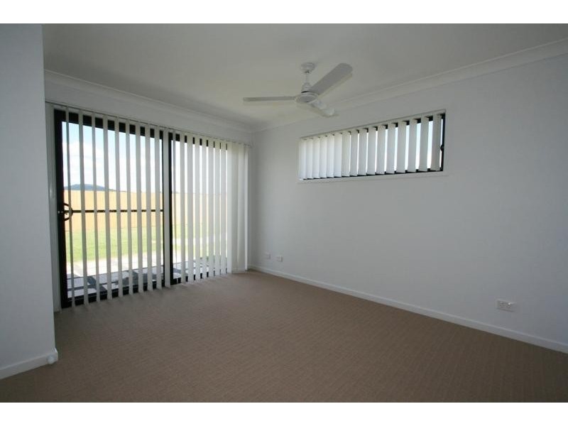 23 Sandpiper Drive, Lowood QLD 4311