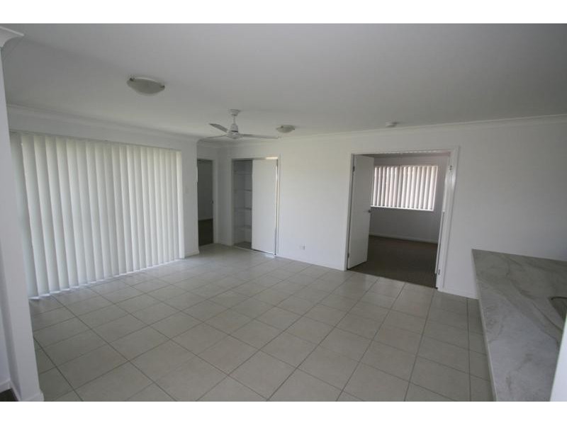 27 Sandpiper Drive LOWOOD 4311, Lowood QLD 4311