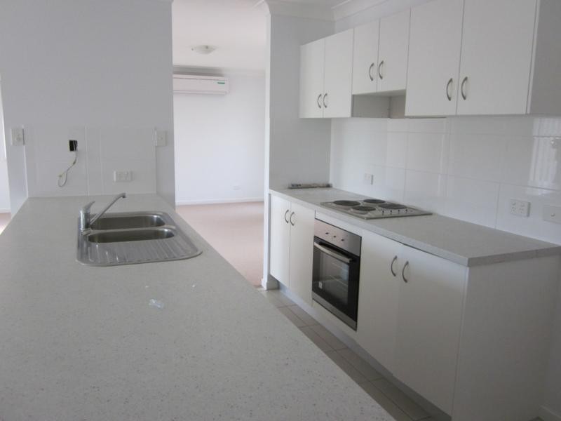31 Spoonbill Court, Lowood QLD 4311