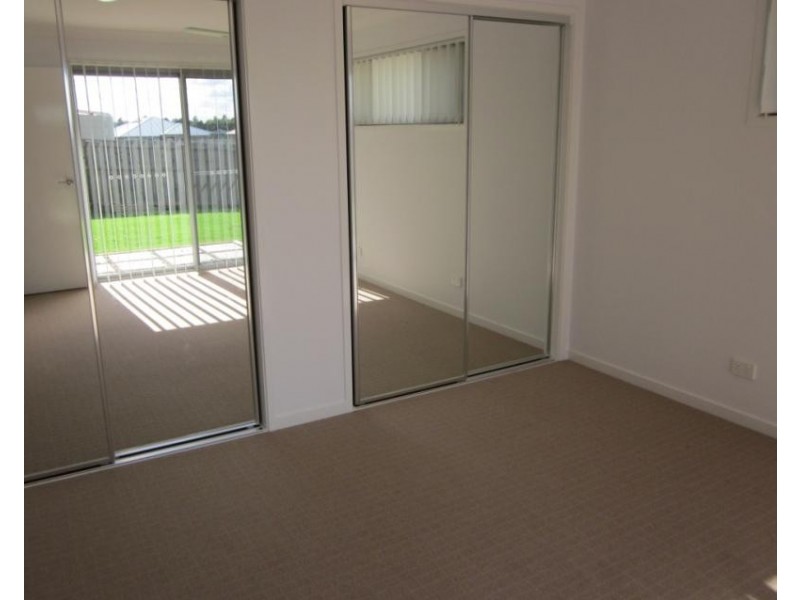 31 Spoonbill Court, Lowood QLD 4311
