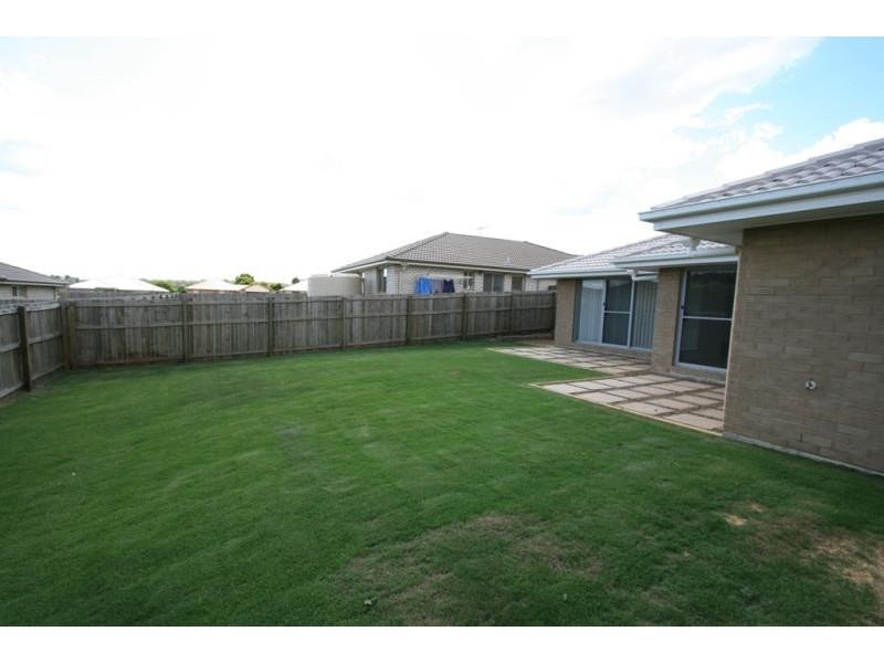 31 Spoonbill Court, Lowood QLD 4311
