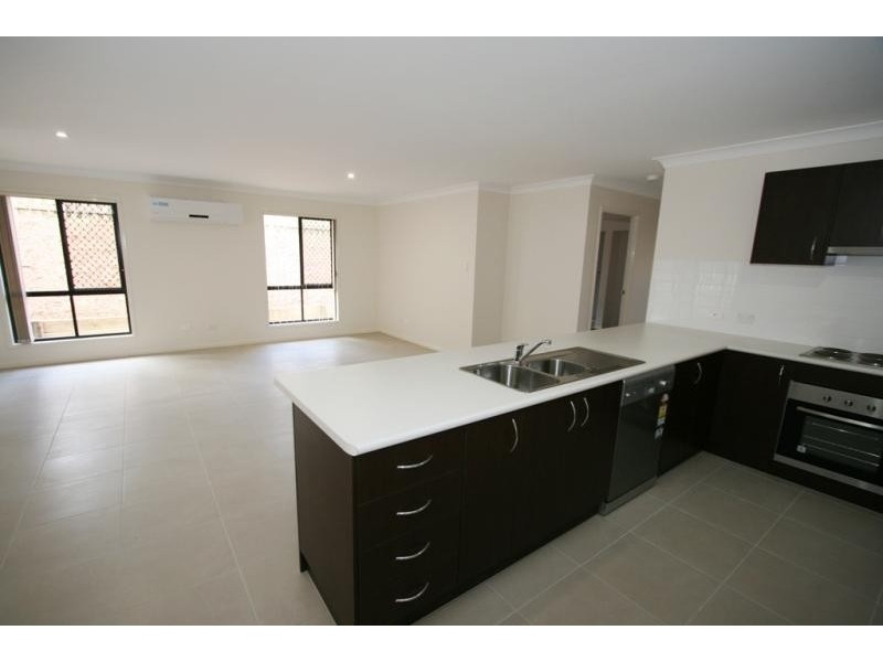 42 Drysdale Place, Brassall QLD 4305