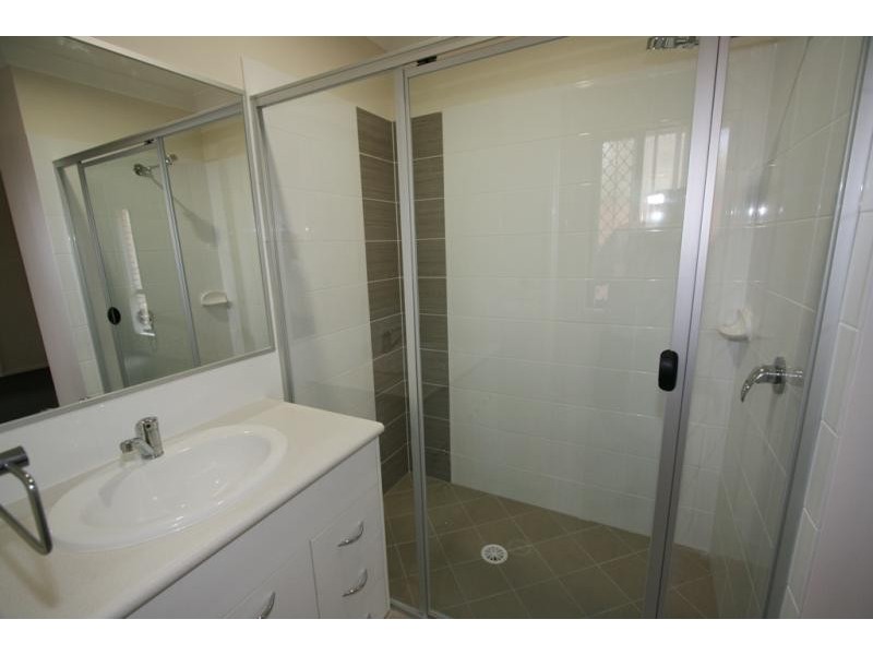 42 Drysdale Place, Brassall QLD 4305