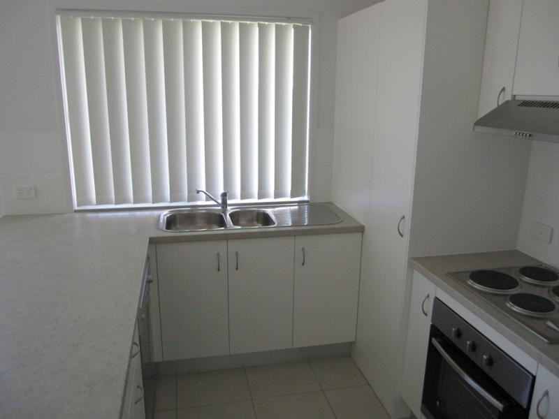 6 Brolga Street, Lowood QLD 4311