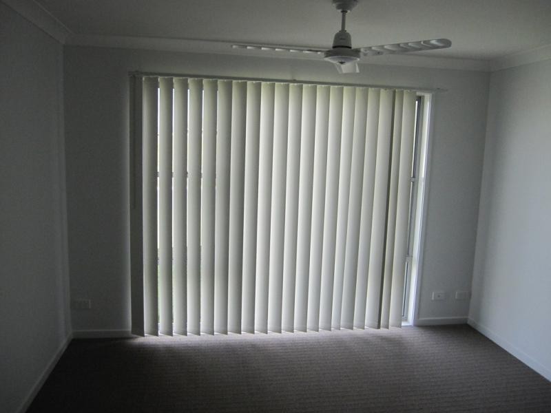 6 Brolga Street, Lowood QLD 4311