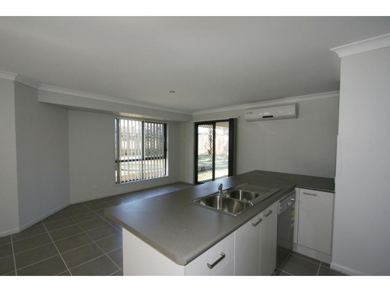 2 Drysdale Place BRASSALL 4305, Brassall QLD 4305