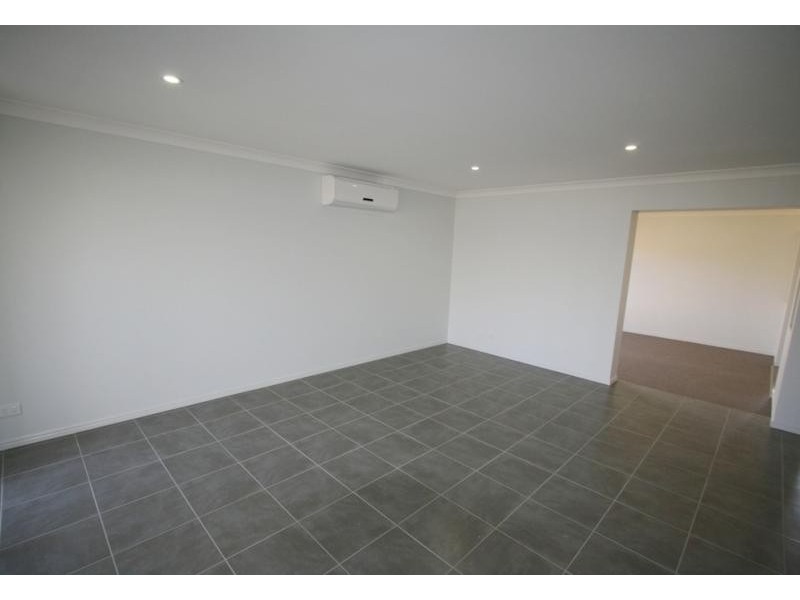 5 Fiery Street BRASSALL 4305, Brassall QLD 4305