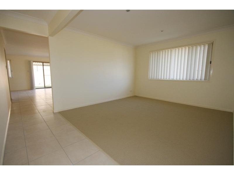 1 Friendship Place, Brassall QLD 4305