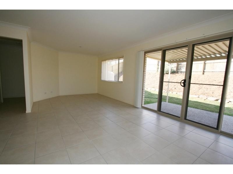 1 Friendship Place, Brassall QLD 4305