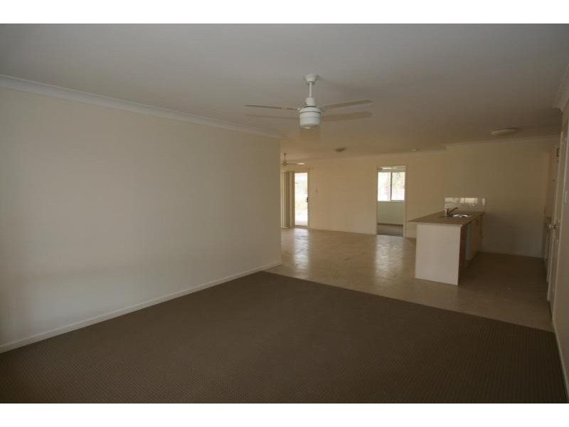 6 Chalmers  Place NORTH IPSWICH 4305, North Ipswich QLD 4305