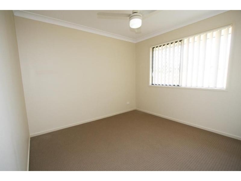 84 High Street, Blackstone QLD 4304