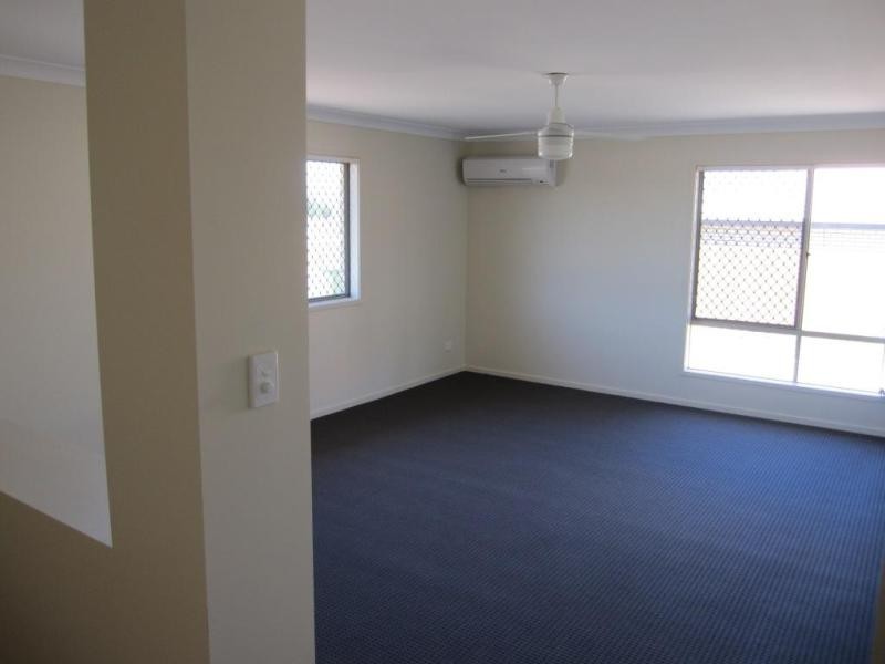 3 Harrier Place, Lowood QLD 4311