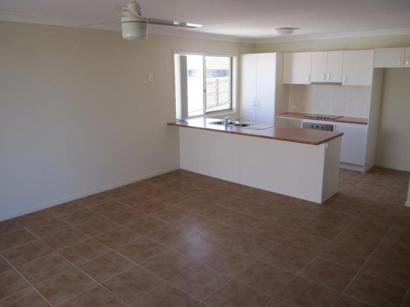 3 Harrier Place, Lowood QLD 4311