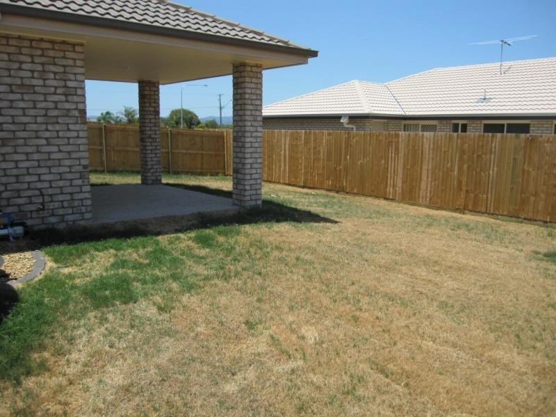 3 Harrier Place, Lowood QLD 4311