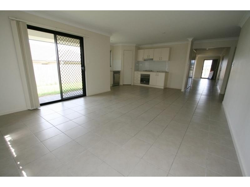 14 Honeyeater Place LOWOOD 4311, Lowood QLD 4311