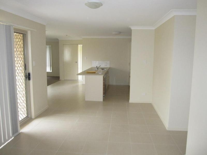 17 Chanel  Court, Wulkuraka QLD 4305