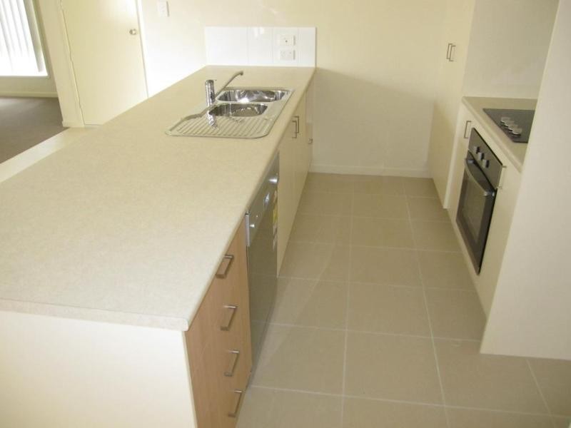 17 Chanel  Court, Wulkuraka QLD 4305