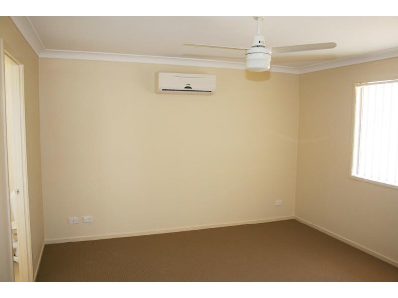 9 Stathis Place, Bundamba QLD 4304