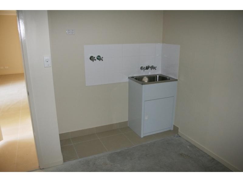 9 Stathis Place, Bundamba QLD 4304