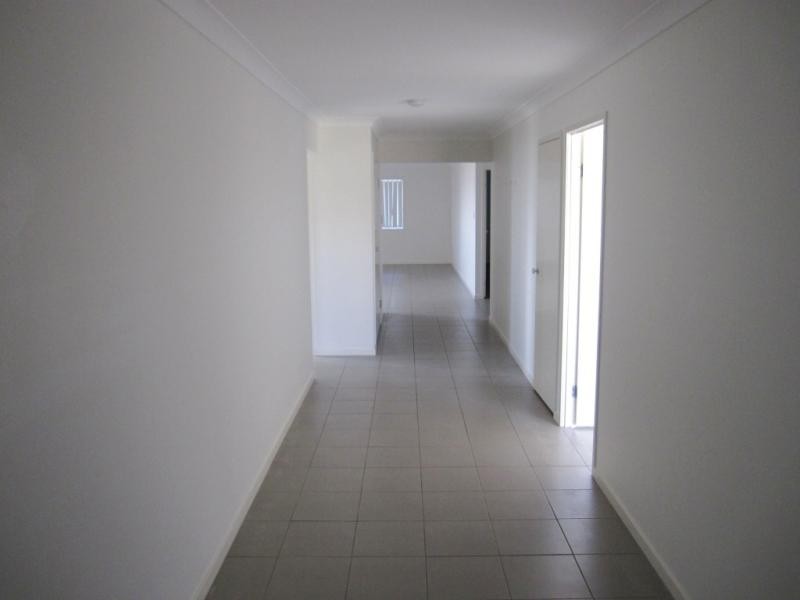 6 Heron Close LOWOOD 4311, Lowood QLD 4311