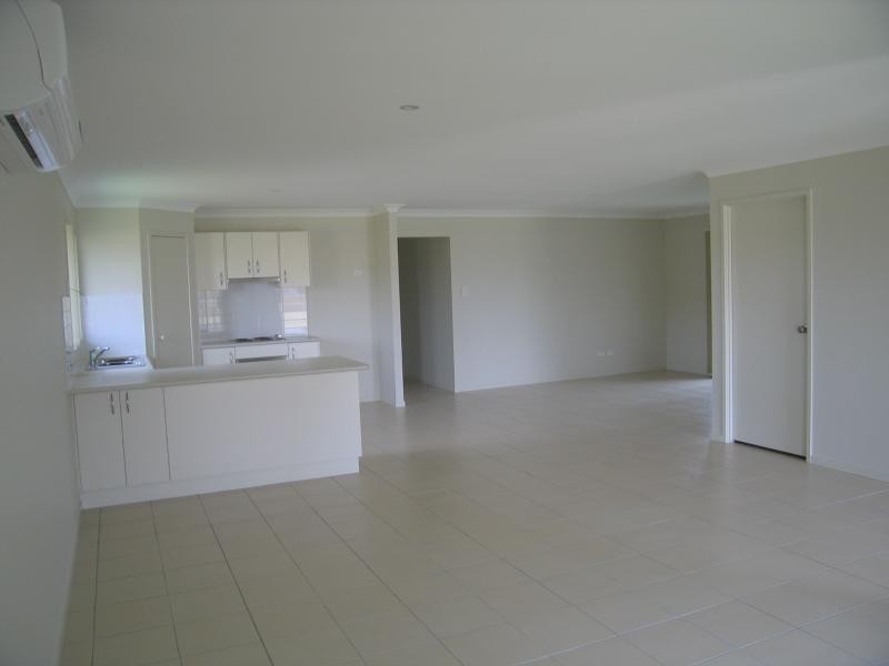 12 Sea Eagle  Drive, Lowood QLD 4311