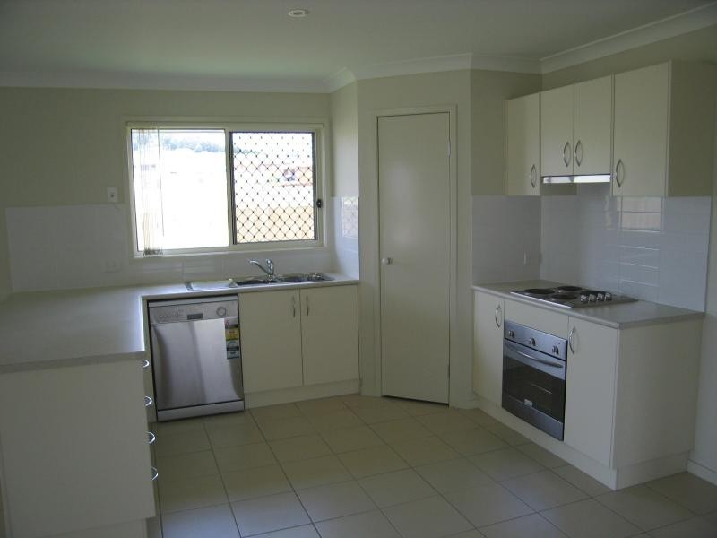 12 Sea Eagle  Drive, Lowood QLD 4311