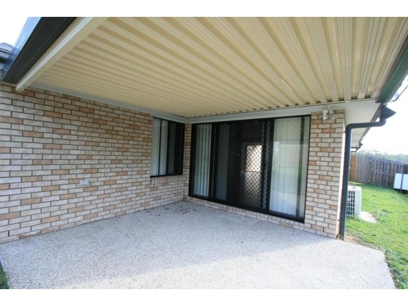 17 Aramac Street, Brassall QLD 4305