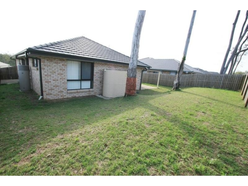 17 Aramac Street, Brassall QLD 4305