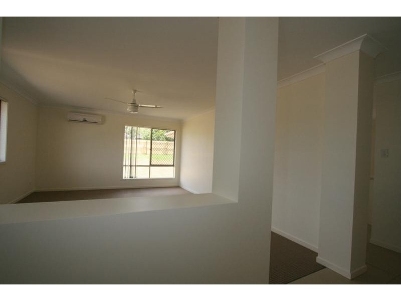 2 Habben Court, Bundamba QLD 4304