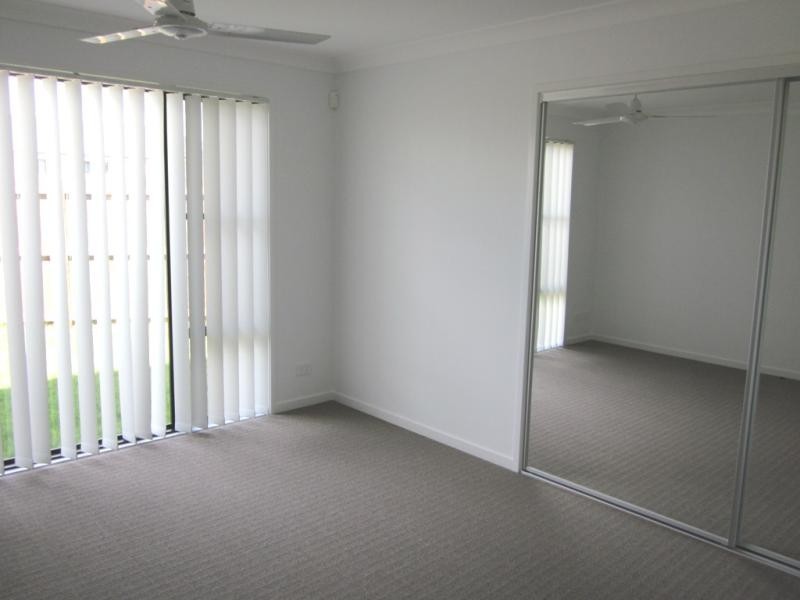 60 Sandpiper Drive, Lowood QLD 4311