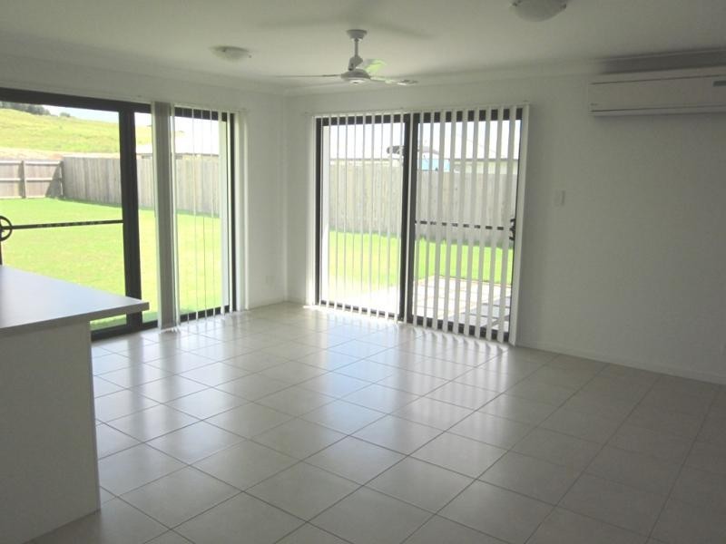 60 Sandpiper Drive, Lowood QLD 4311