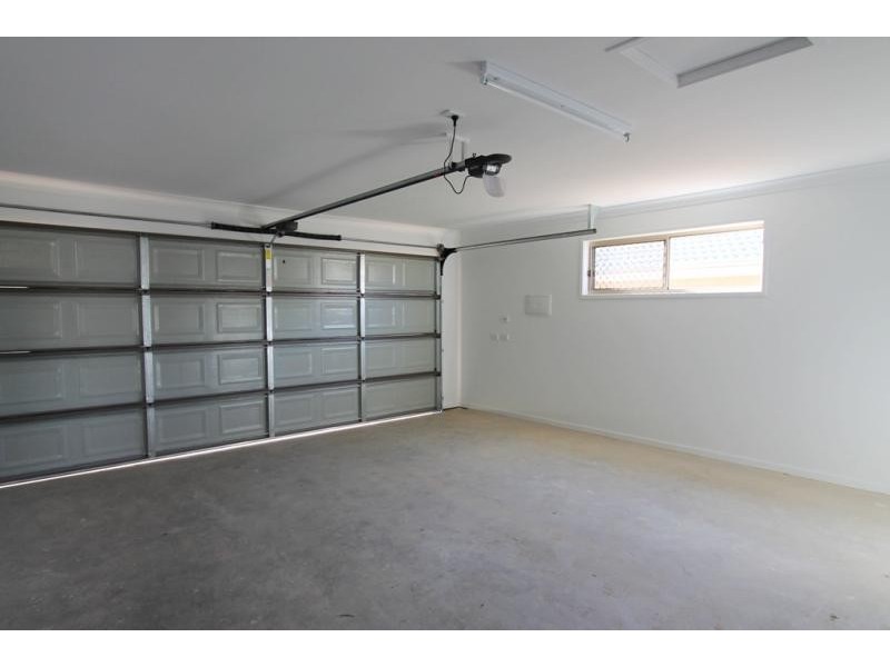 2/6 Tawney Street, Lowood QLD 4311