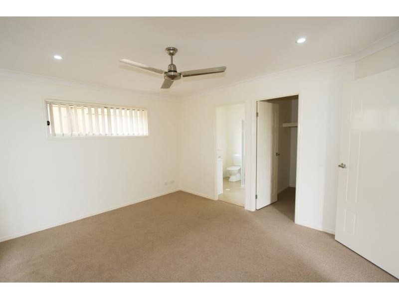 5 Neptune  Crescent, Brassall QLD 4305