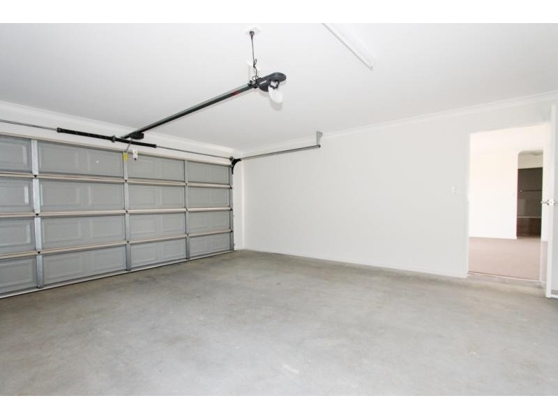 1/65 Sandpiper Drive, Lowood QLD 4311