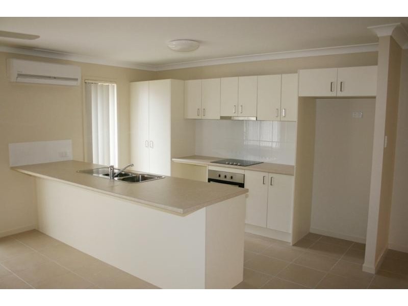 5 Chanel Court WULKURAKA 4305, Wulkuraka QLD 4305