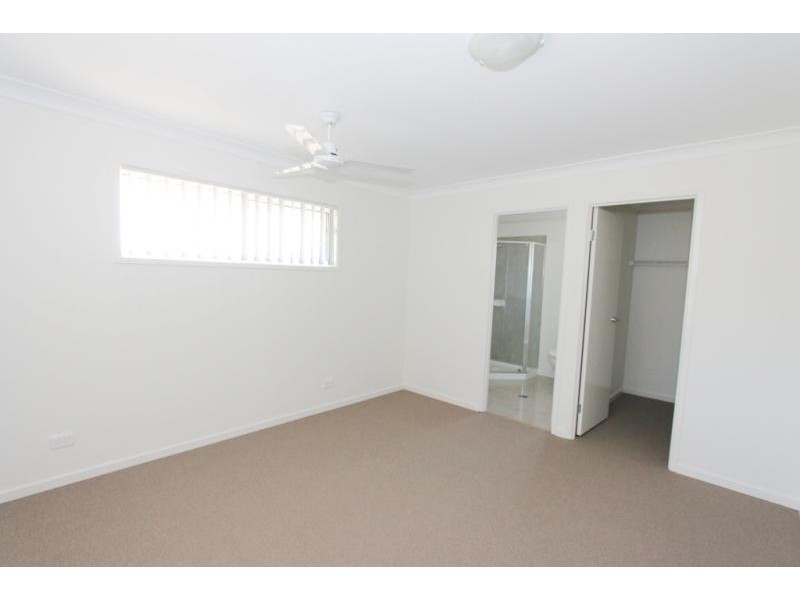 26 Peregrine Drive, Lowood QLD 4311