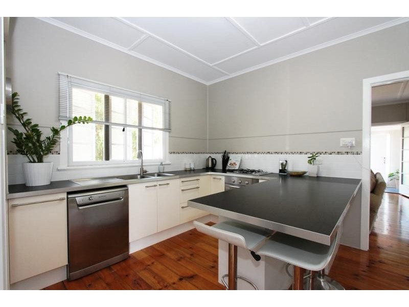 26 Woodford  Street, One Mile QLD 4305