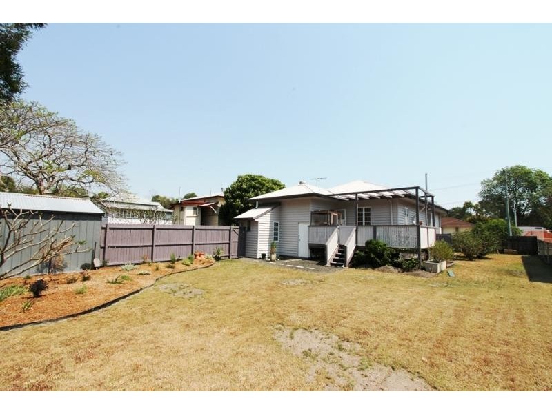 26 Woodford  Street, One Mile QLD 4305